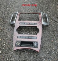 rámeček přístrojové desky /08-10/ - ORIGINÁLNÍ DÍL - poškozený